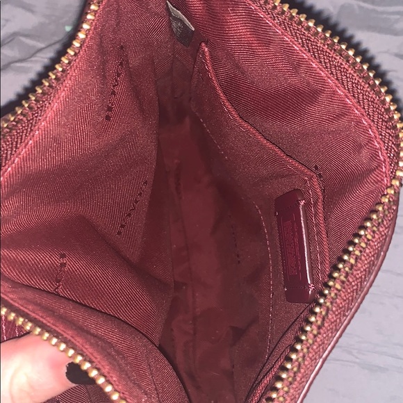 Red Coach Crossbody Messanger Bag - Picture 5 of 6